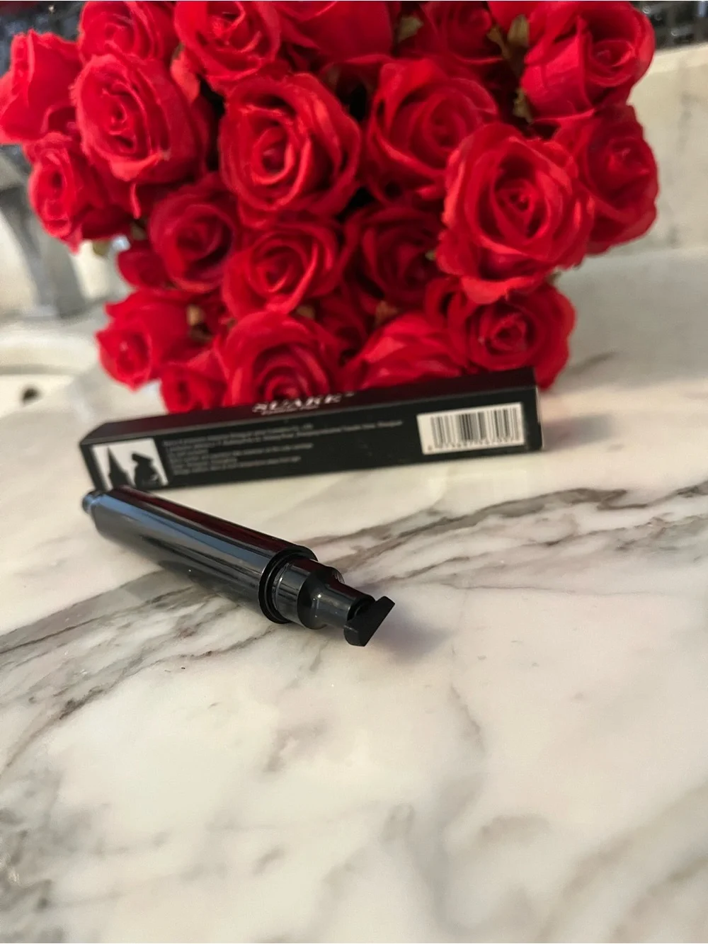 Suake Black Dual Tip precision Eyeliner Pen - Intense Black